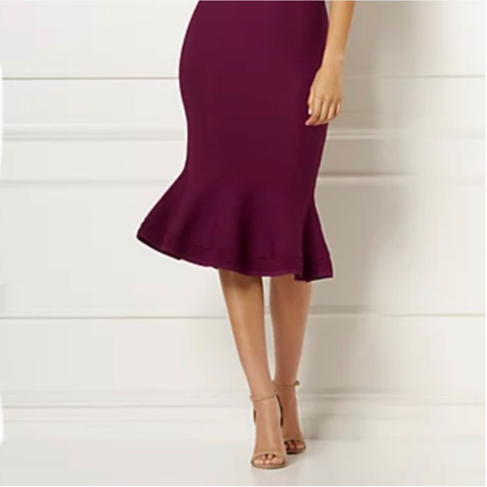 Eva Mendes- Mermaid Skirt